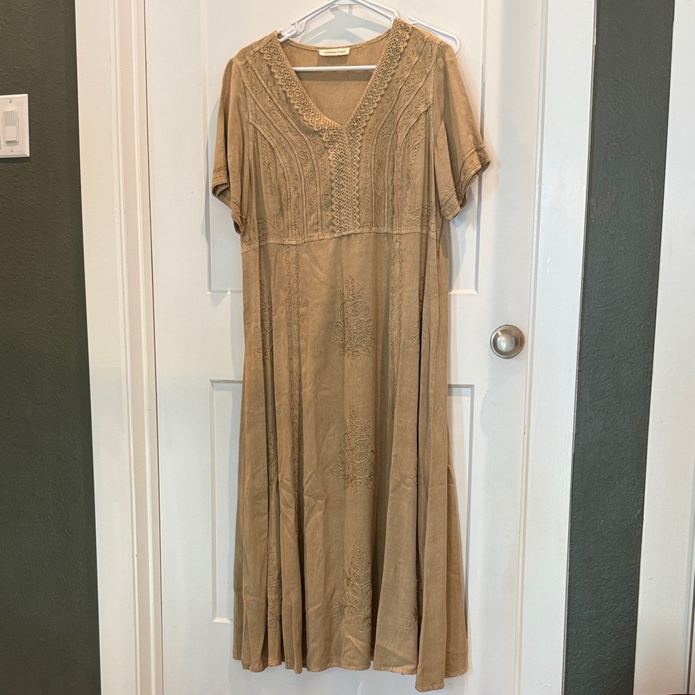 Coldwater Creek Tan Embroidered Midi Dress